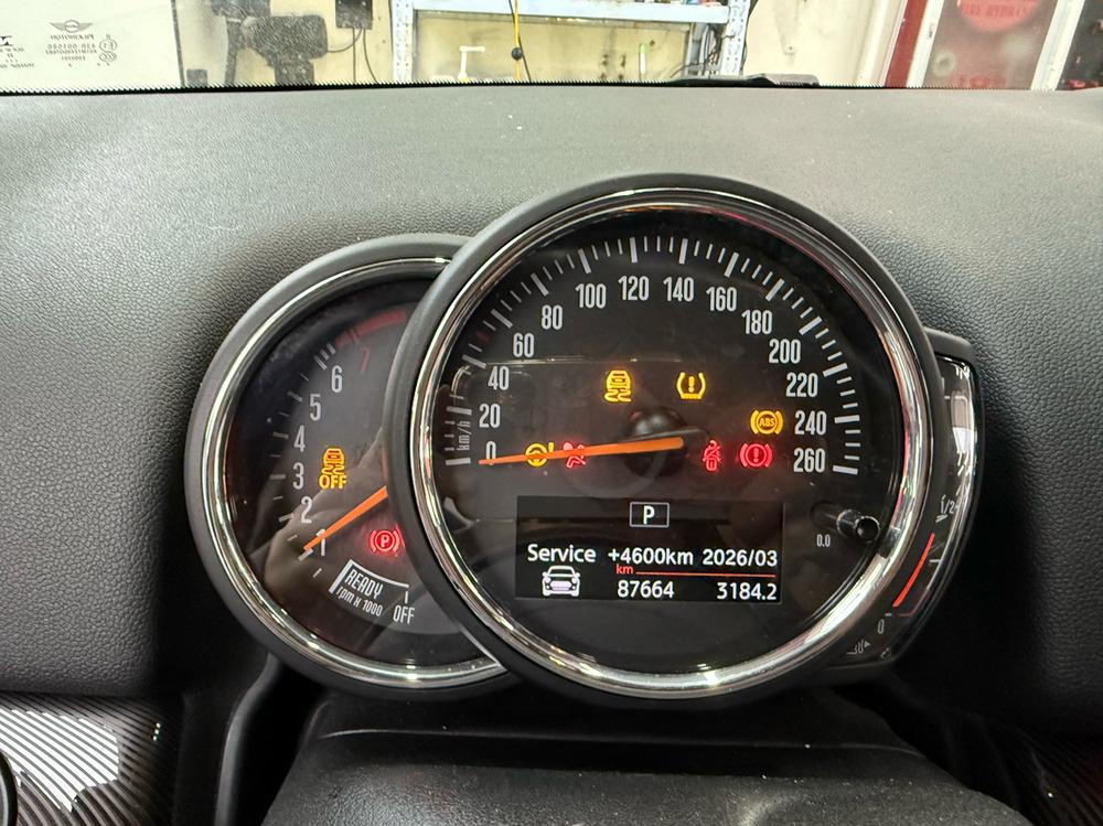 MINI MINI COUNTRYMAN