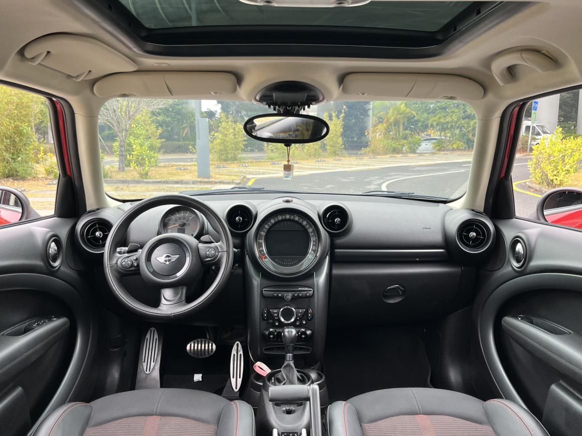 MINI MINI COUNTRYMAN