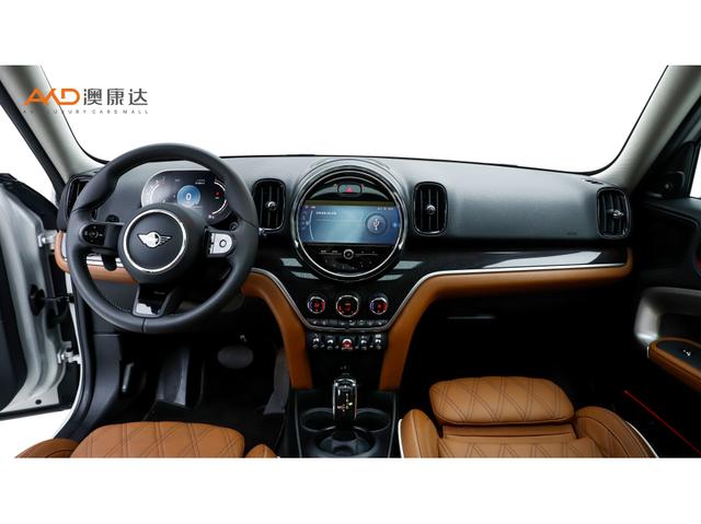 MINI MINI COUNTRYMAN