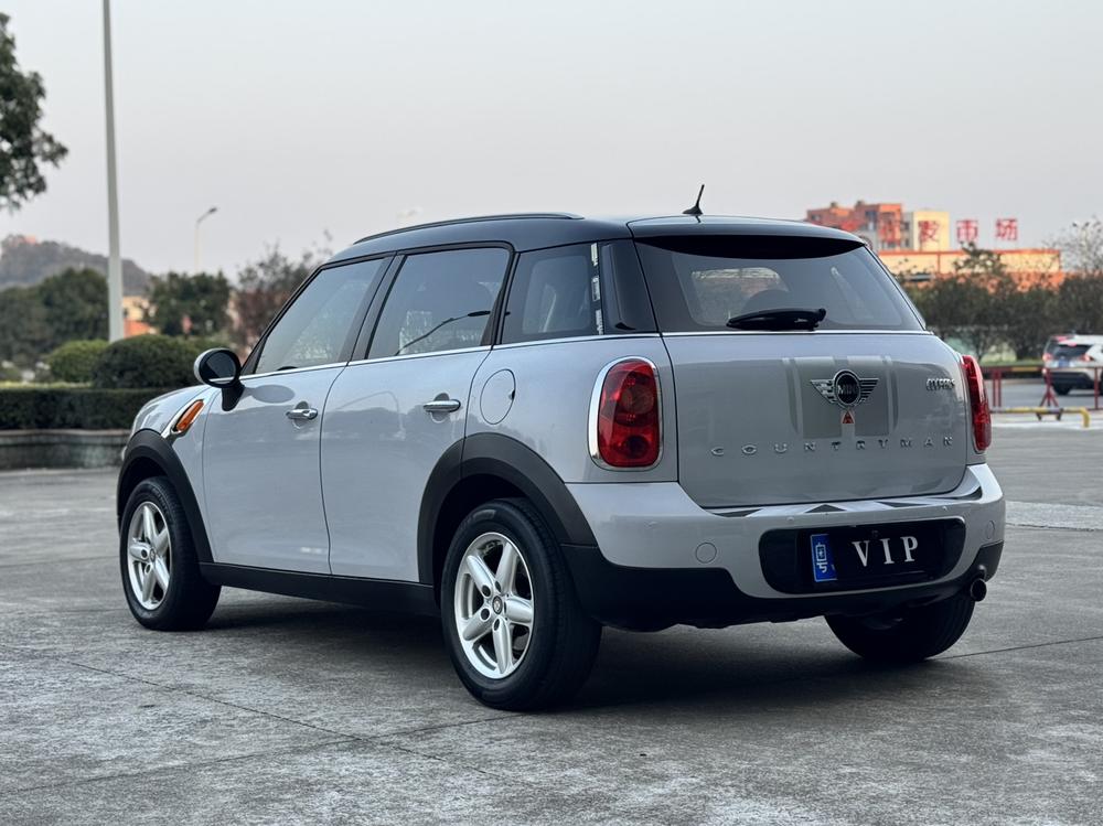 MINI MINI COUNTRYMAN