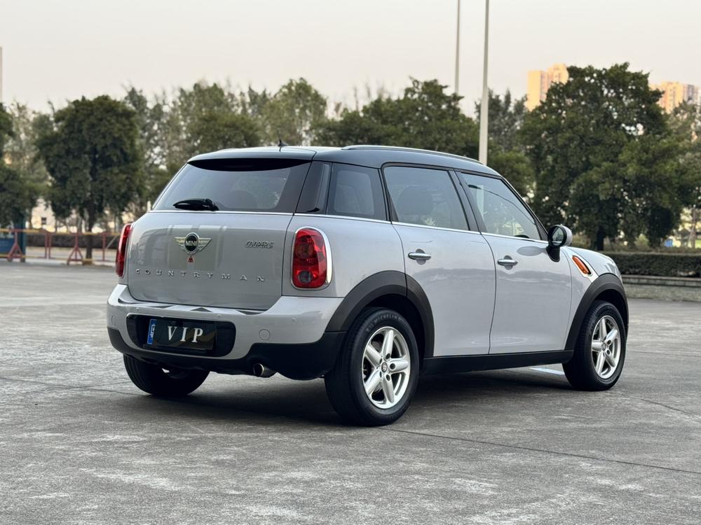 MINI MINI COUNTRYMAN