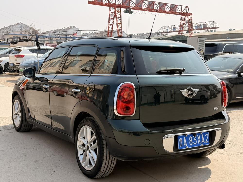 MINI MINI COUNTRYMAN