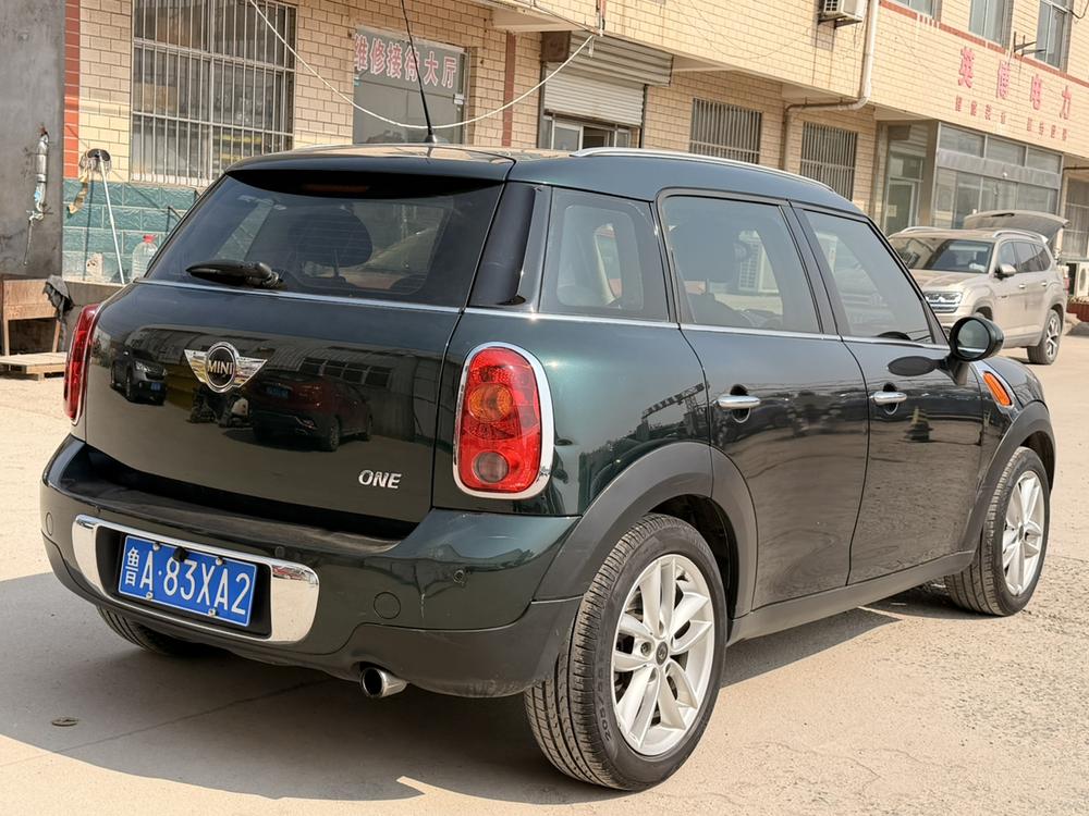 MINI MINI COUNTRYMAN