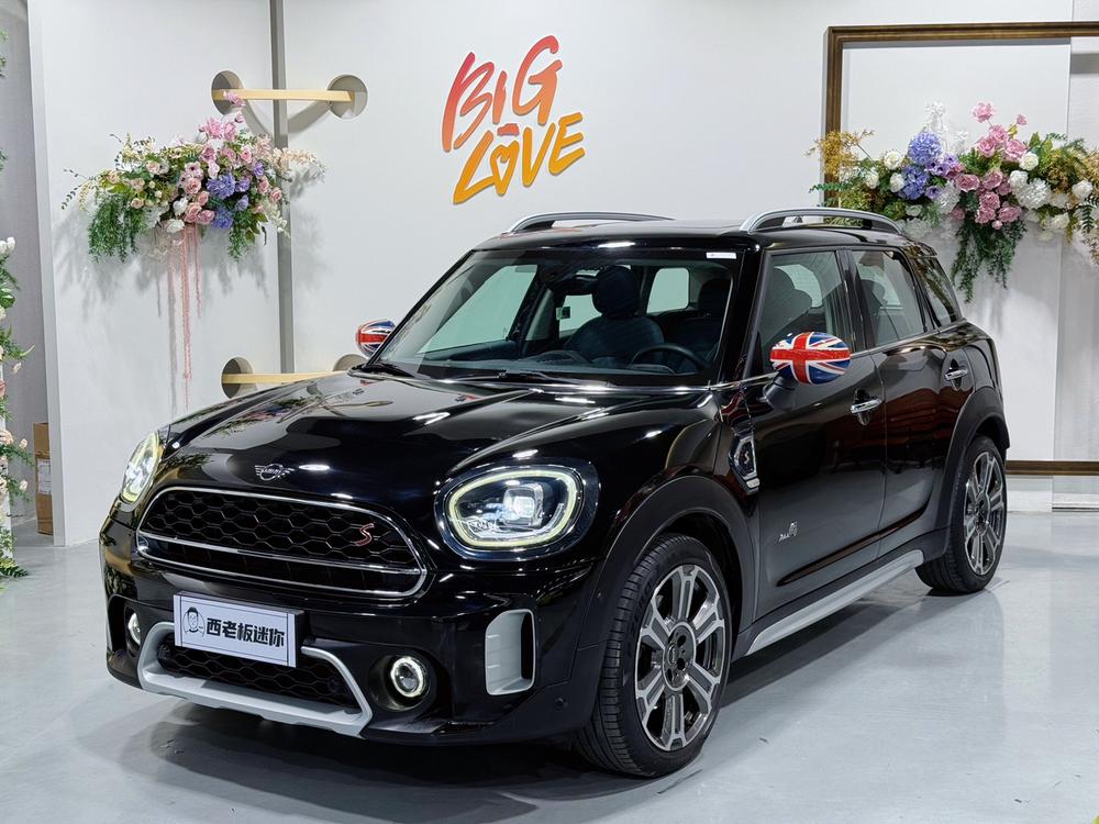 MINI MINI COUNTRYMAN