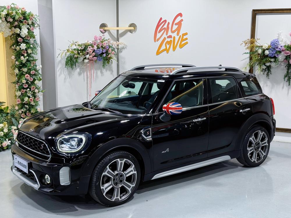 MINI MINI COUNTRYMAN