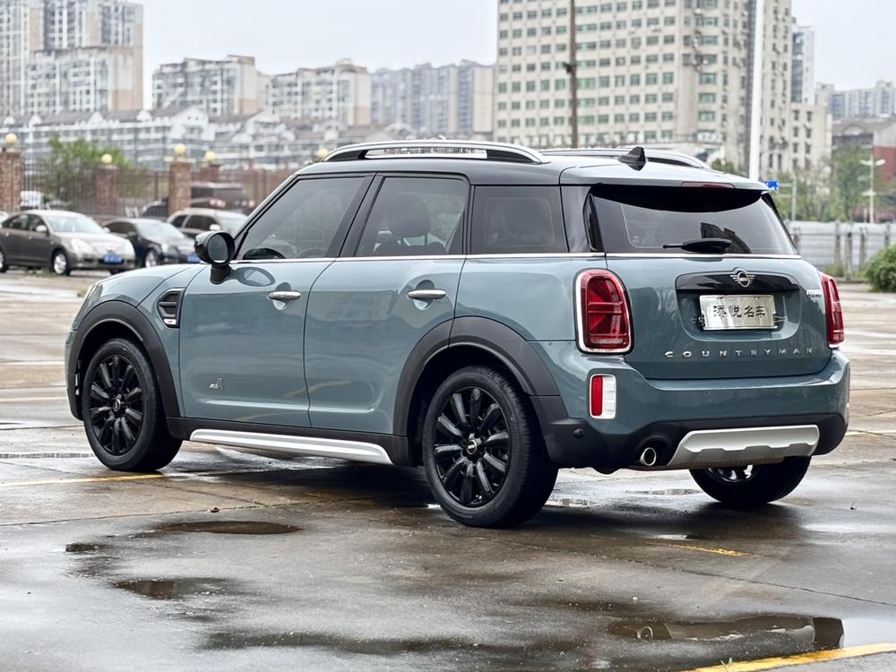 MINI MINI COUNTRYMAN