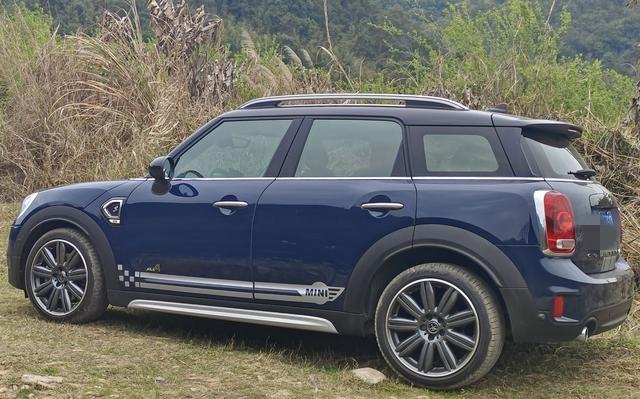 MINI MINI COUNTRYMAN