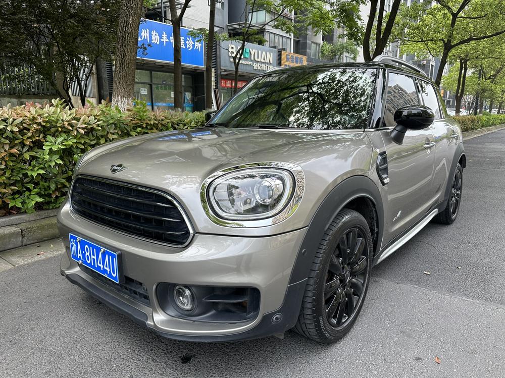 MINI MINI COUNTRYMAN