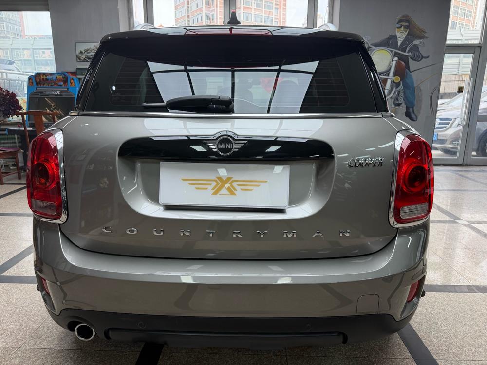 MINI MINI COUNTRYMAN