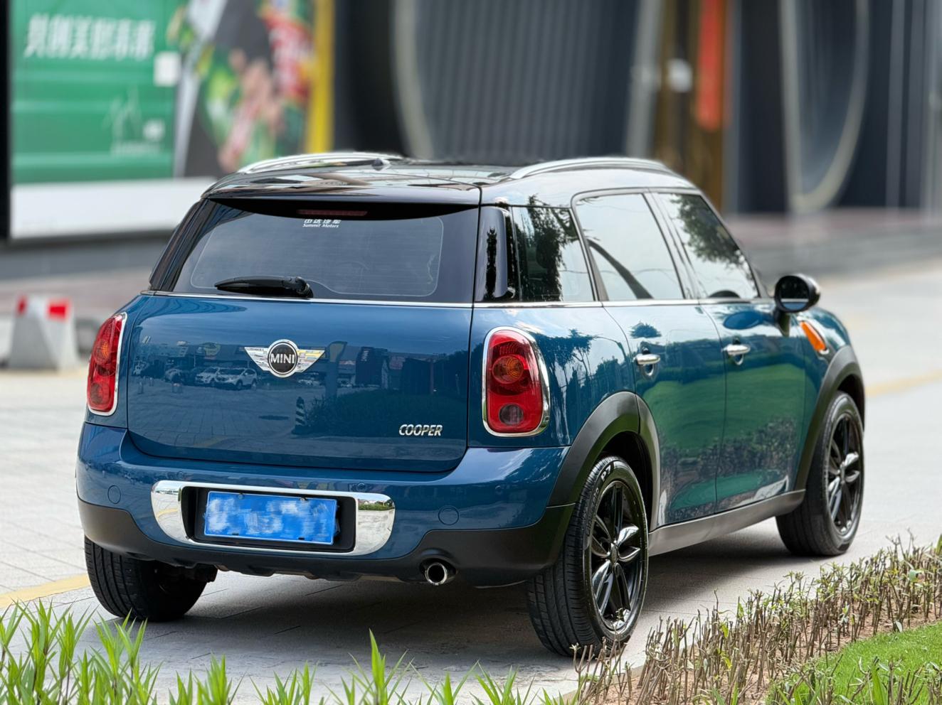 MINI MINI COUNTRYMAN