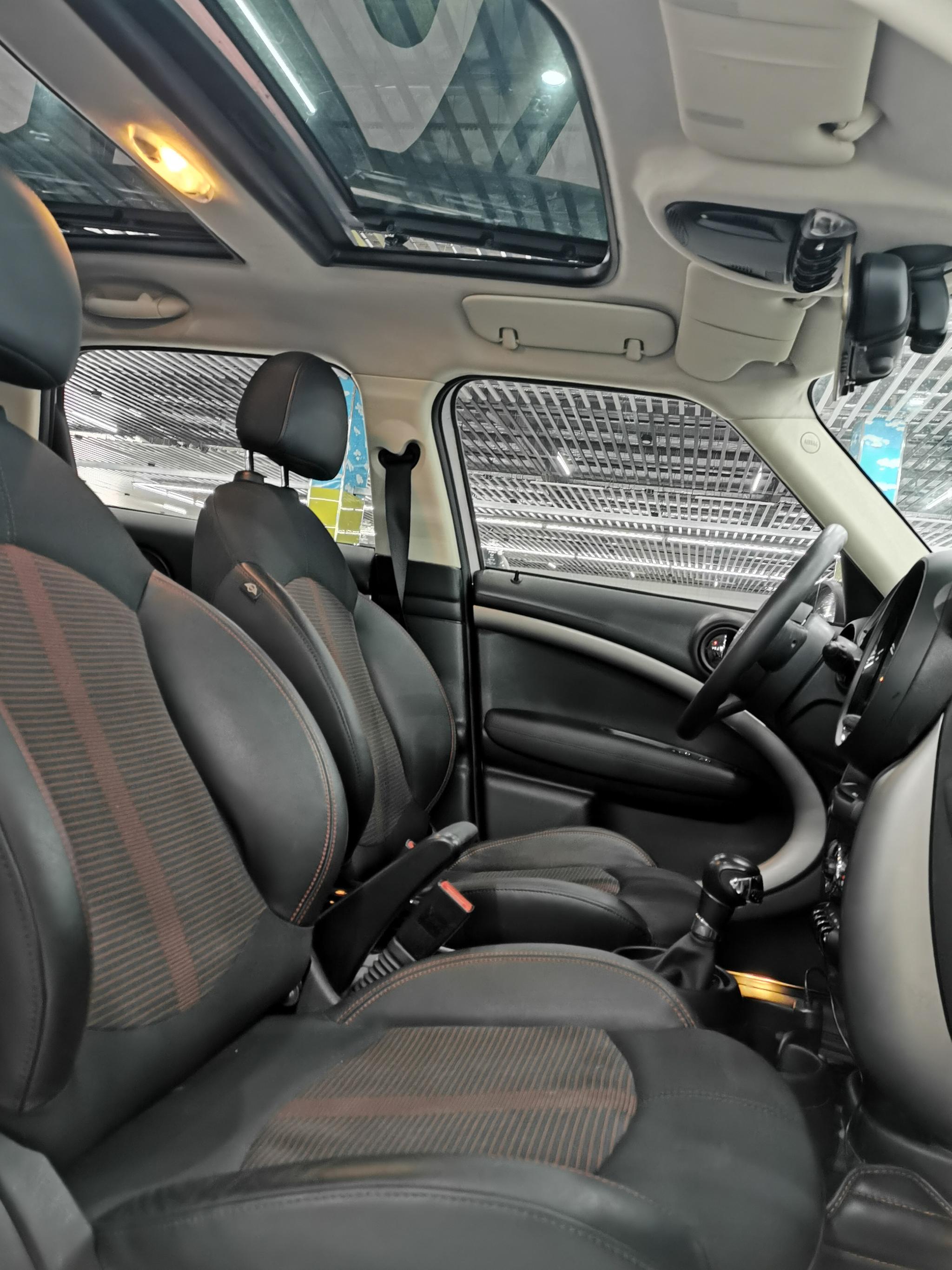 MINI MINI COUNTRYMAN