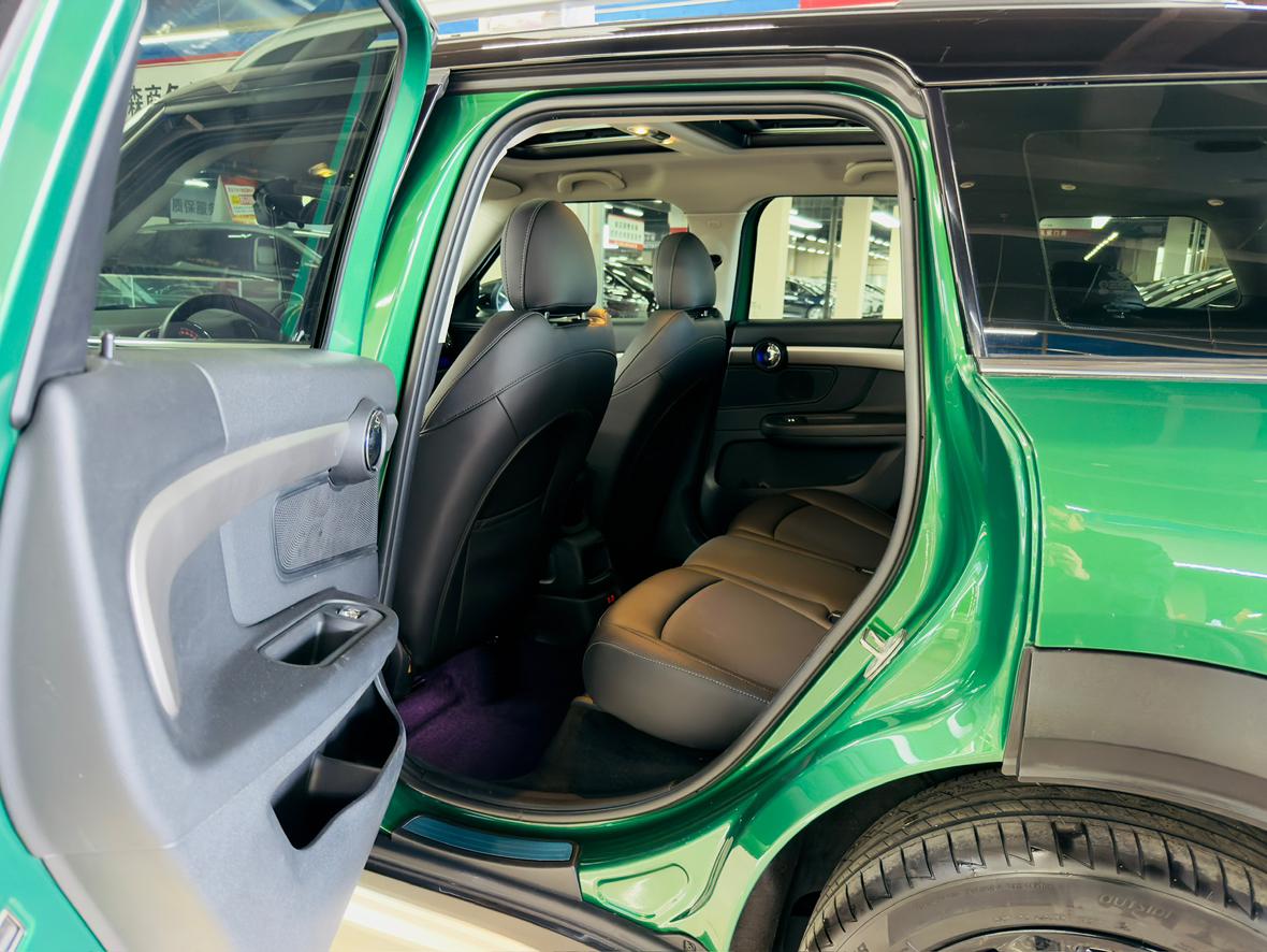 MINI MINI COUNTRYMAN