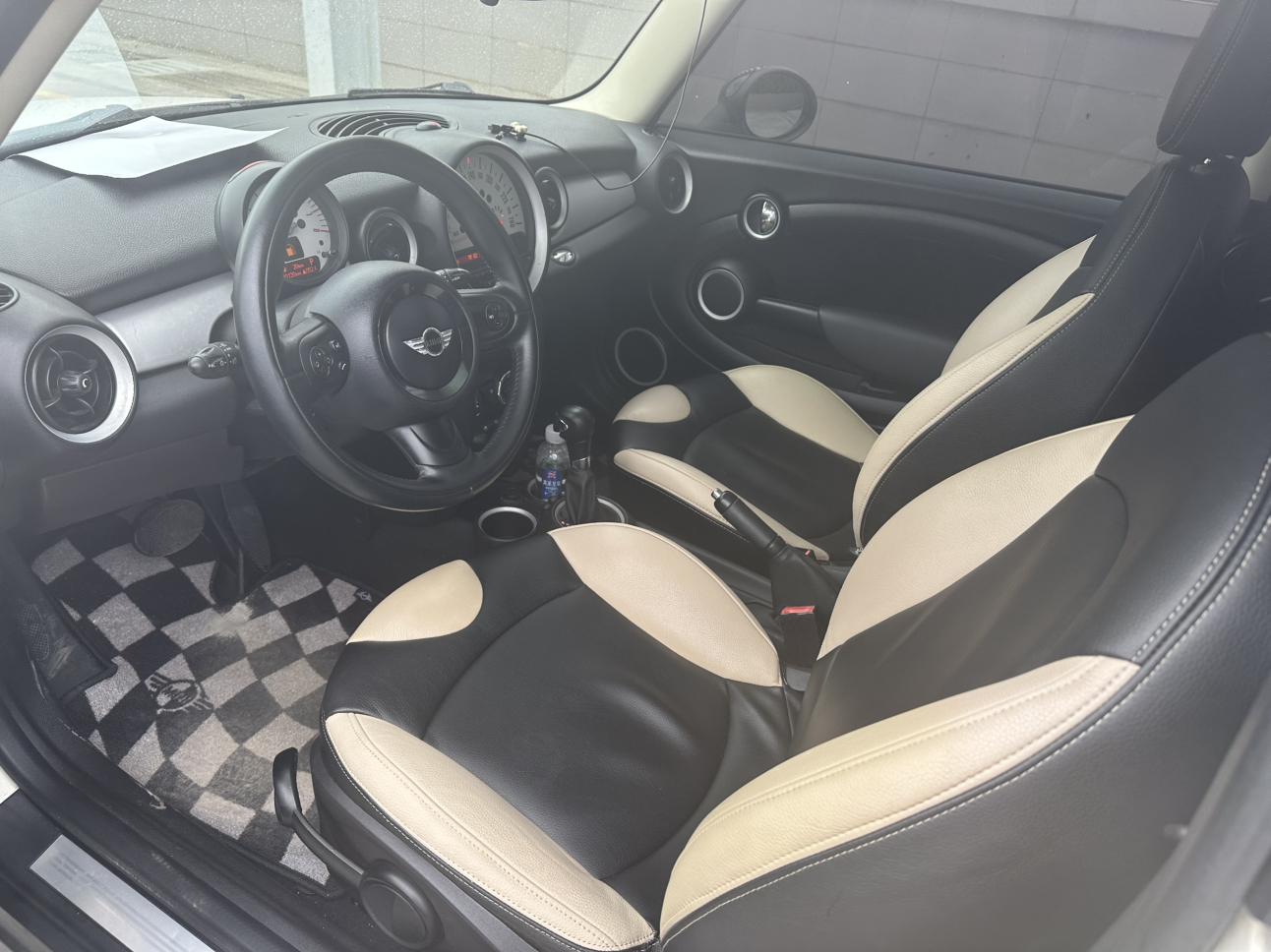 MINI MINI COUNTRYMAN