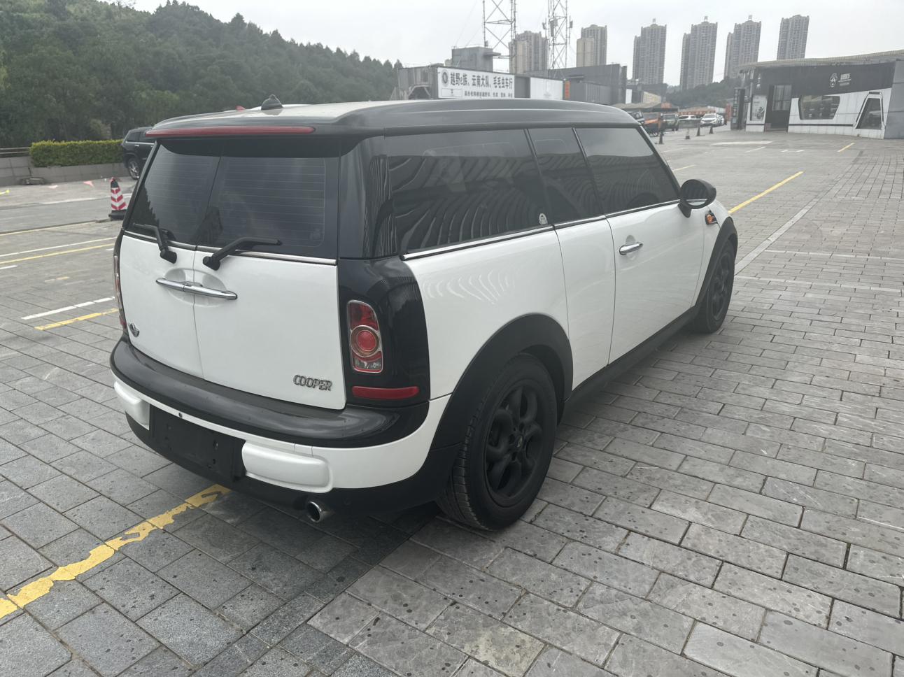 MINI MINI COUNTRYMAN