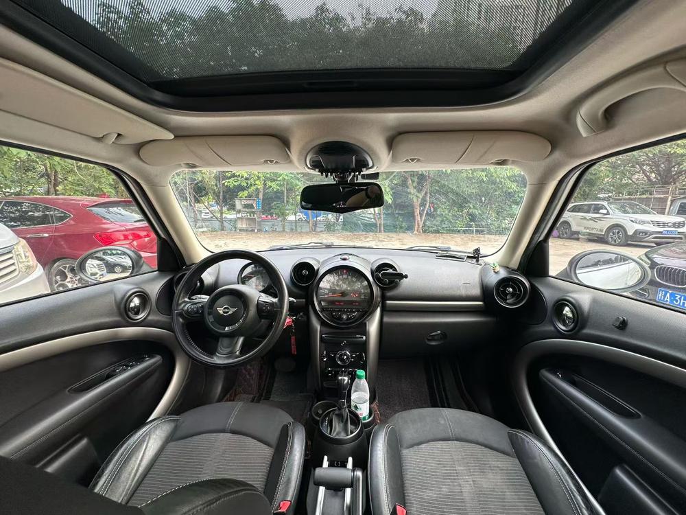 MINI MINI COUNTRYMAN
