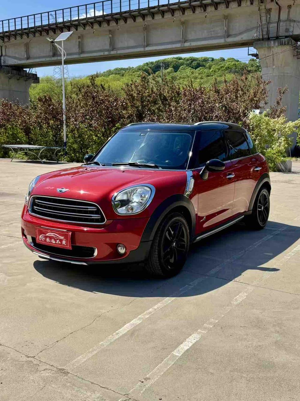 MINI MINI COUNTRYMAN