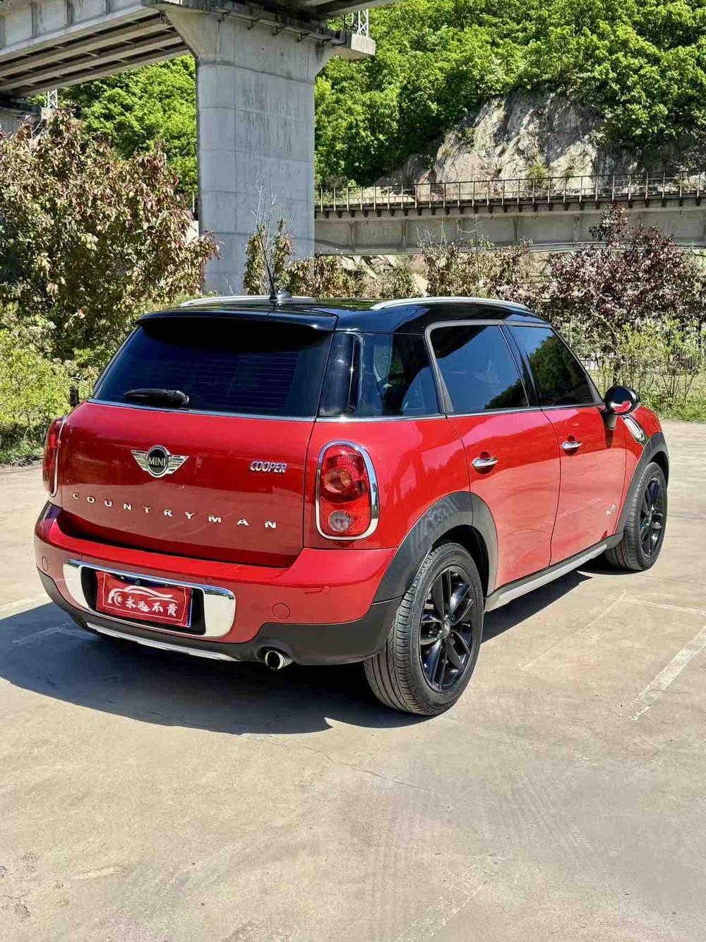 MINI MINI COUNTRYMAN