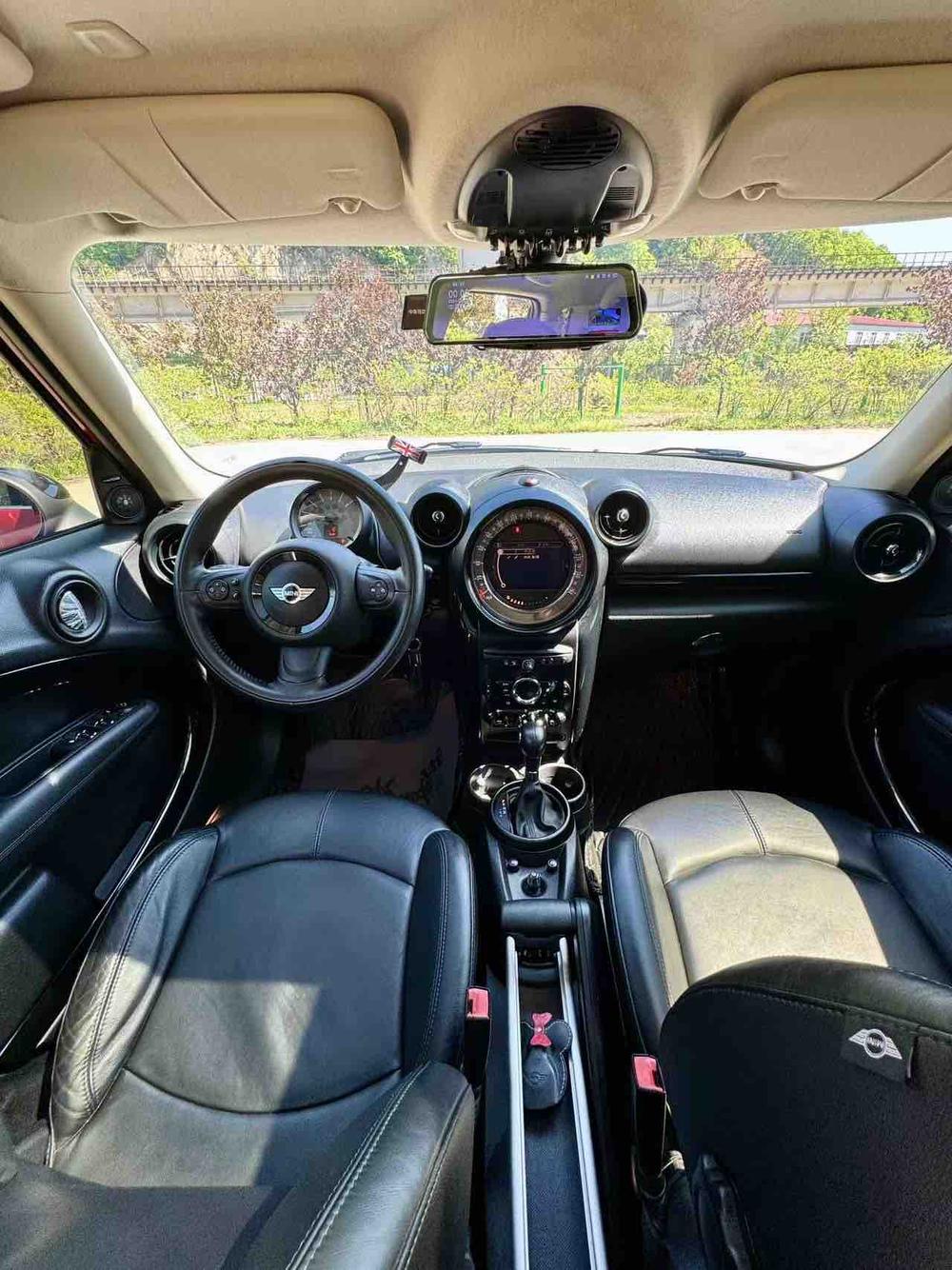 MINI MINI COUNTRYMAN