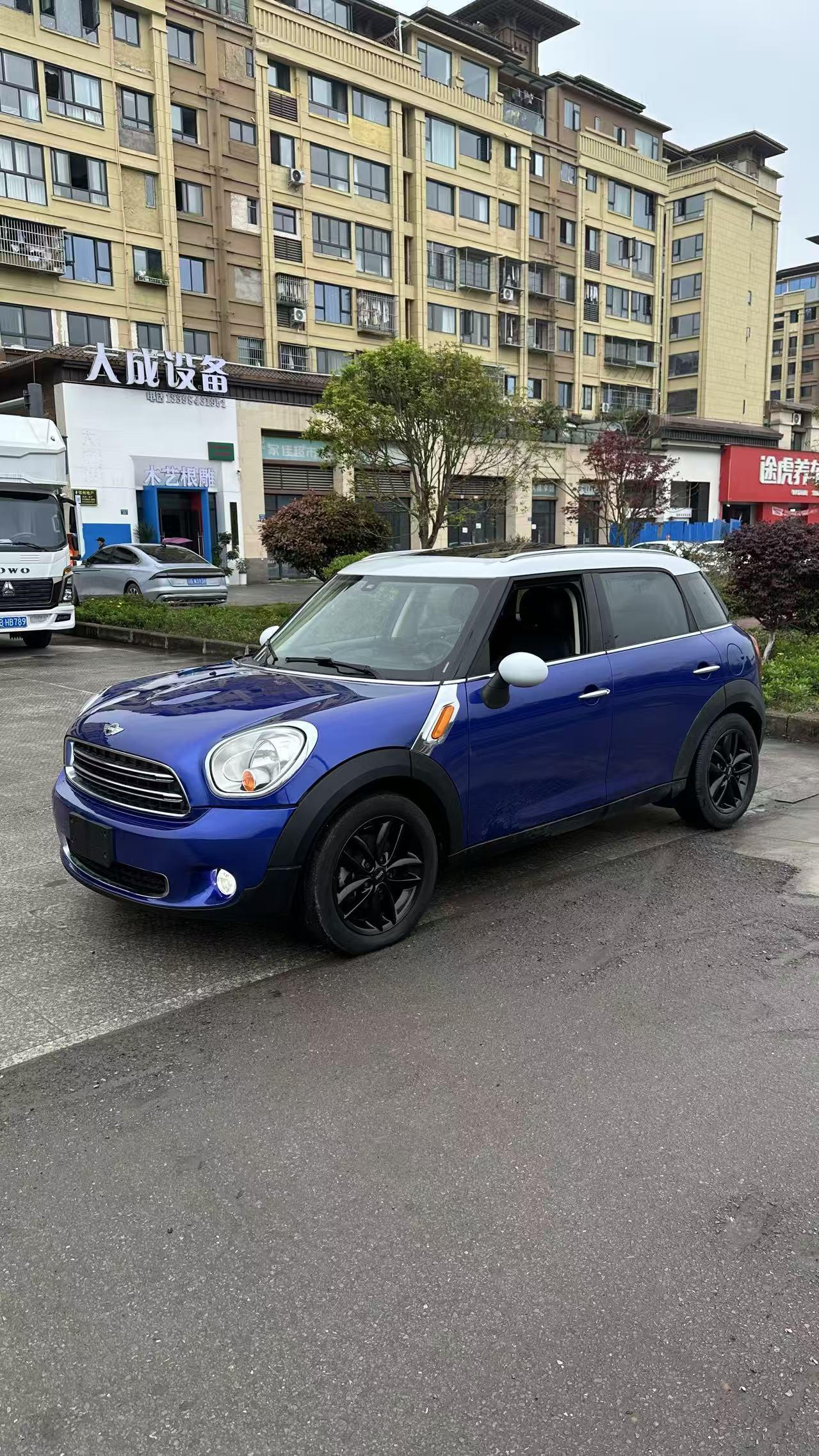 MINI MINI COUNTRYMAN