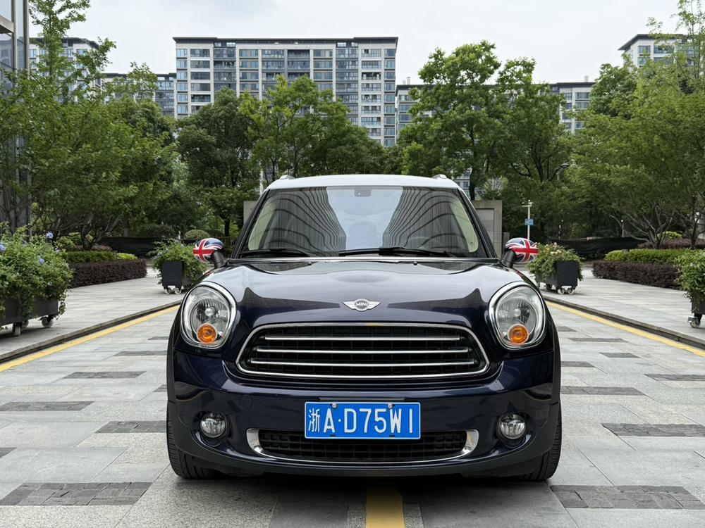 MINI MINI COUNTRYMAN