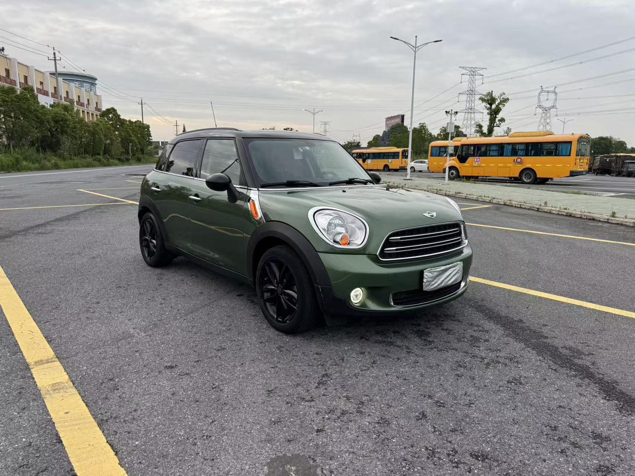 MINI MINI COUNTRYMAN