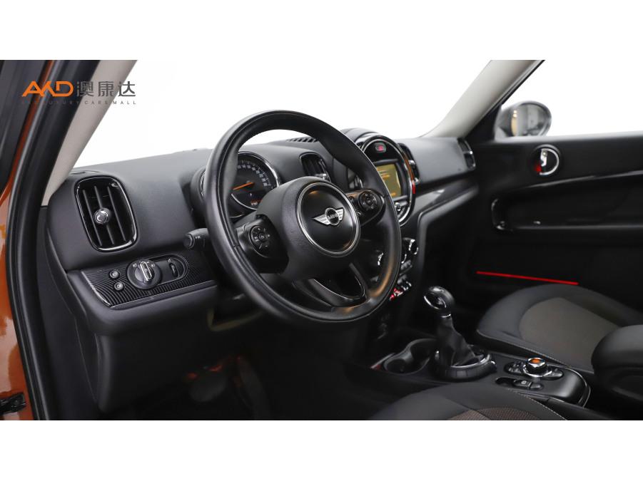 MINI MINI COUNTRYMAN