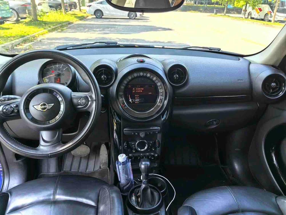 MINI MINI COUNTRYMAN