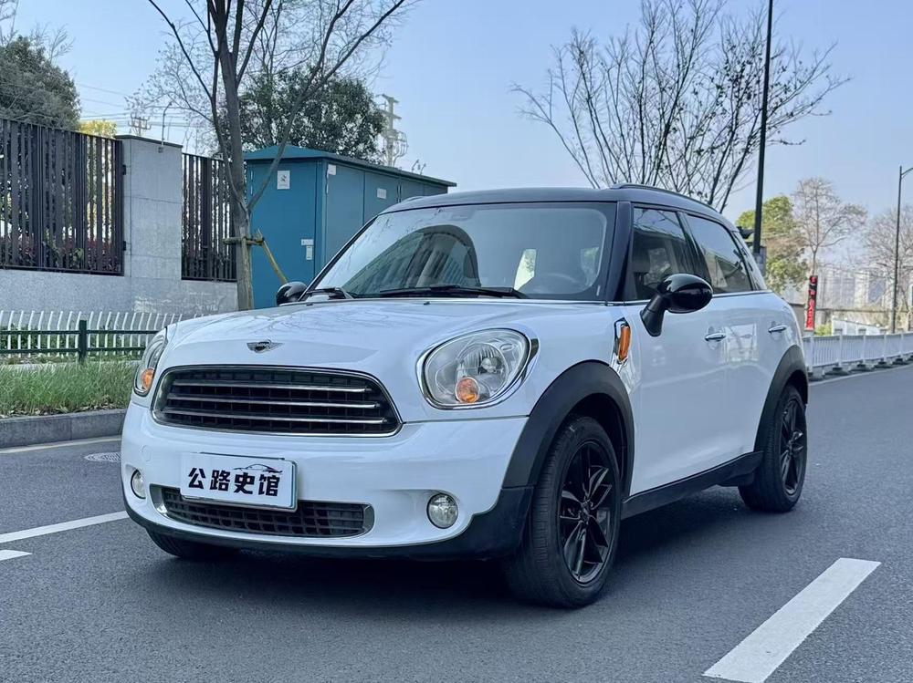 MINI MINI COUNTRYMAN