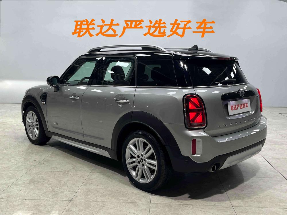 MINI MINI COUNTRYMAN