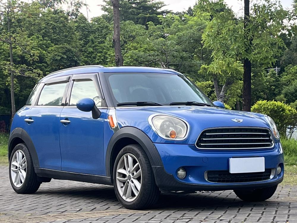 MINI MINI COUNTRYMAN