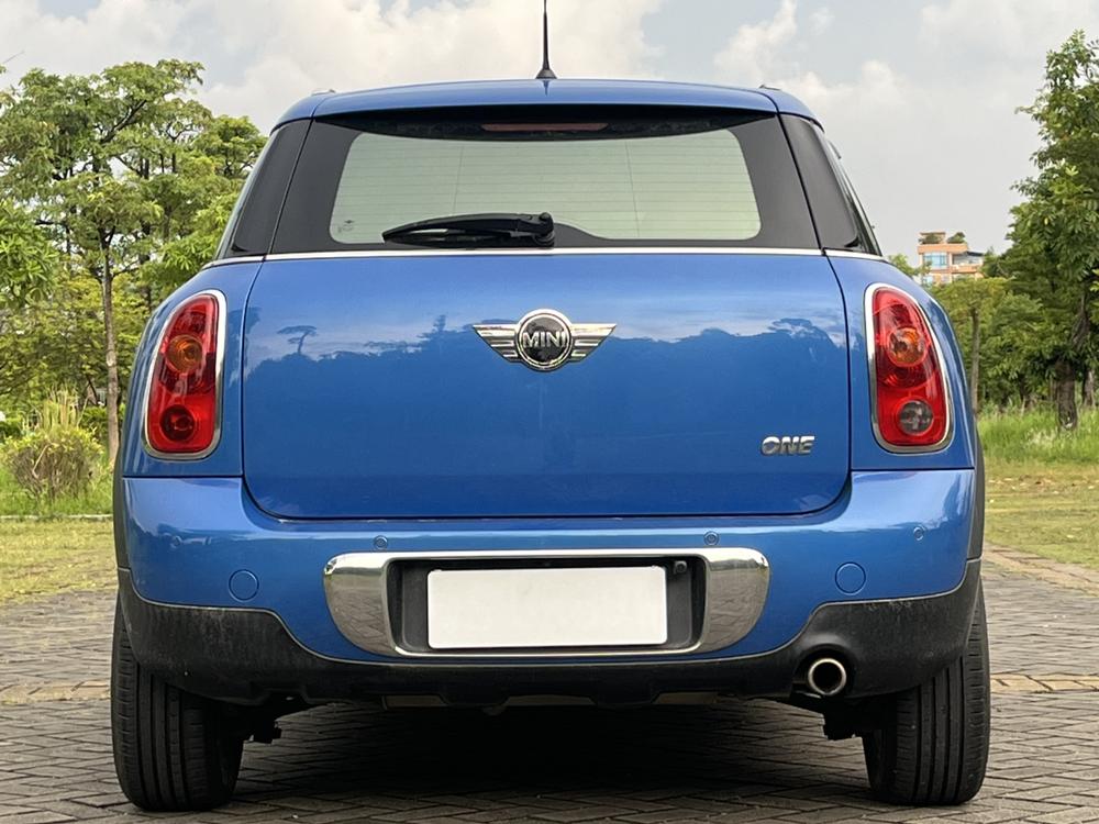 MINI MINI COUNTRYMAN
