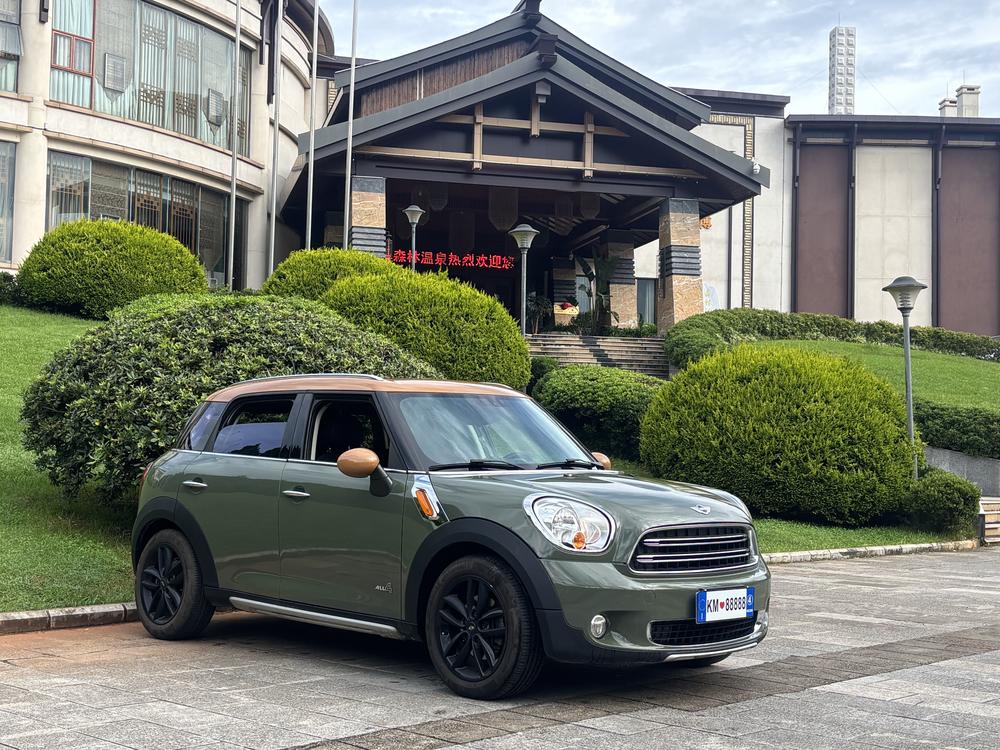 MINI MINI COUNTRYMAN