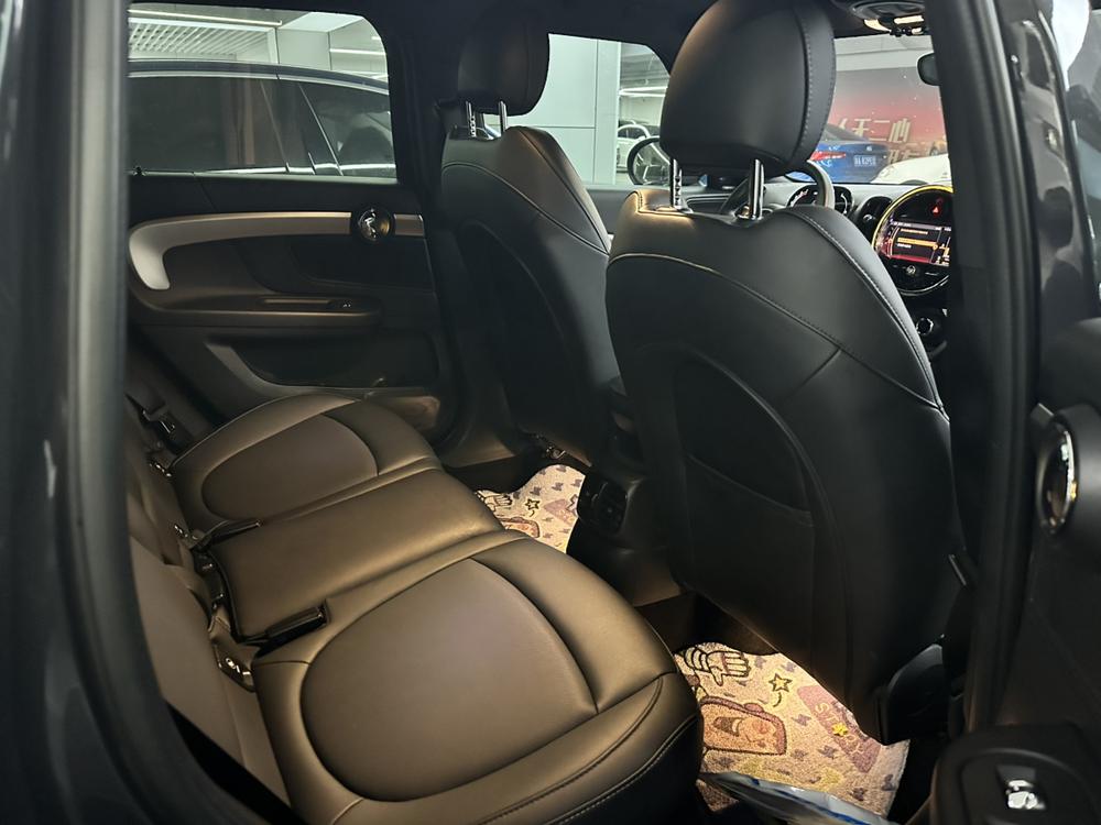 MINI MINI COUNTRYMAN