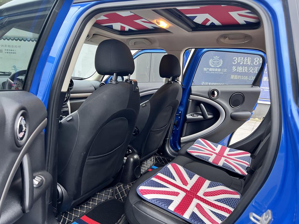 MINI MINI COUNTRYMAN