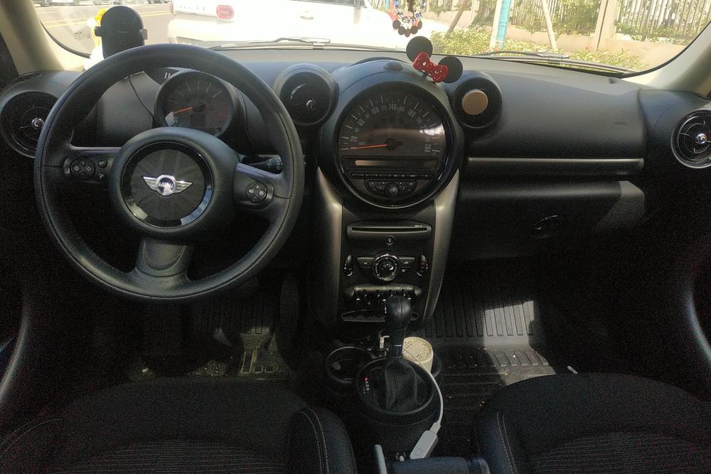 MINI MINI COUNTRYMAN