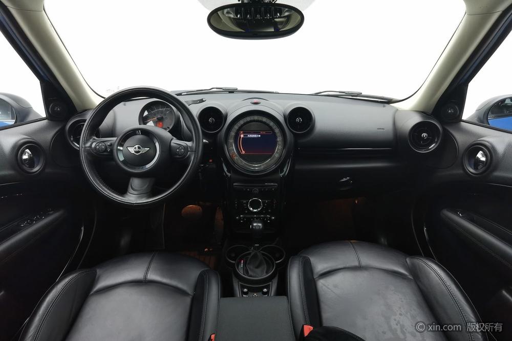MINI MINI COUNTRYMAN