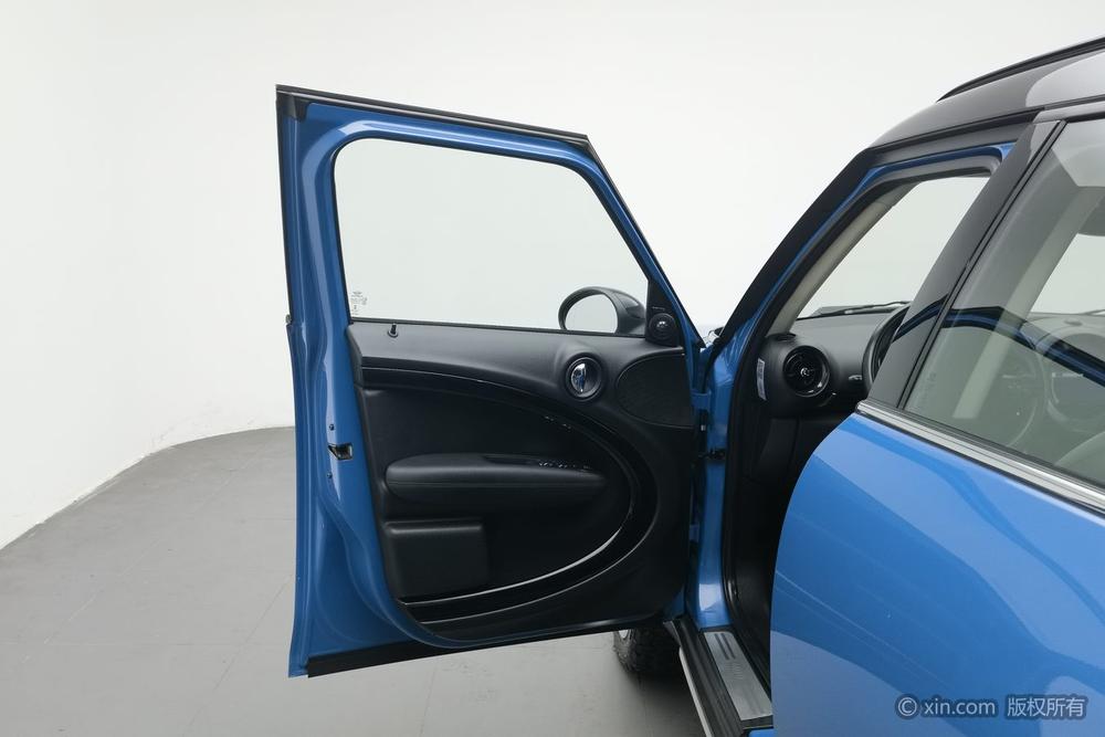 MINI MINI COUNTRYMAN