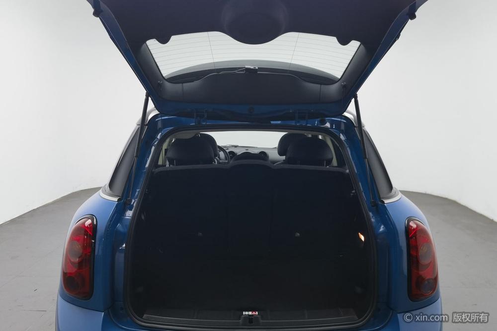 MINI MINI COUNTRYMAN