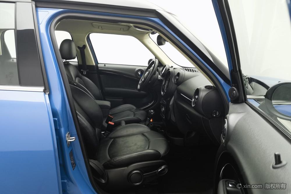 MINI MINI COUNTRYMAN