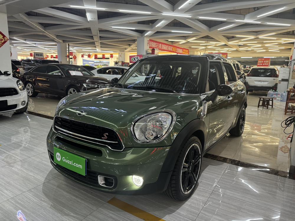 MINI MINI COUNTRYMAN