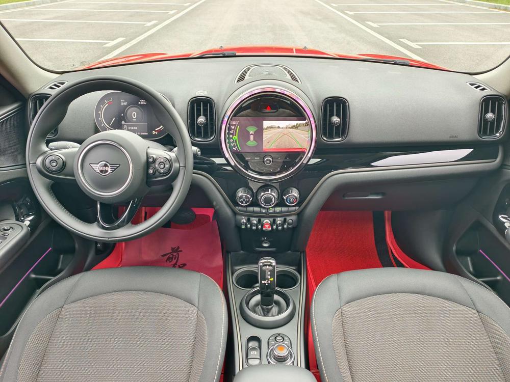 MINI MINI COUNTRYMAN