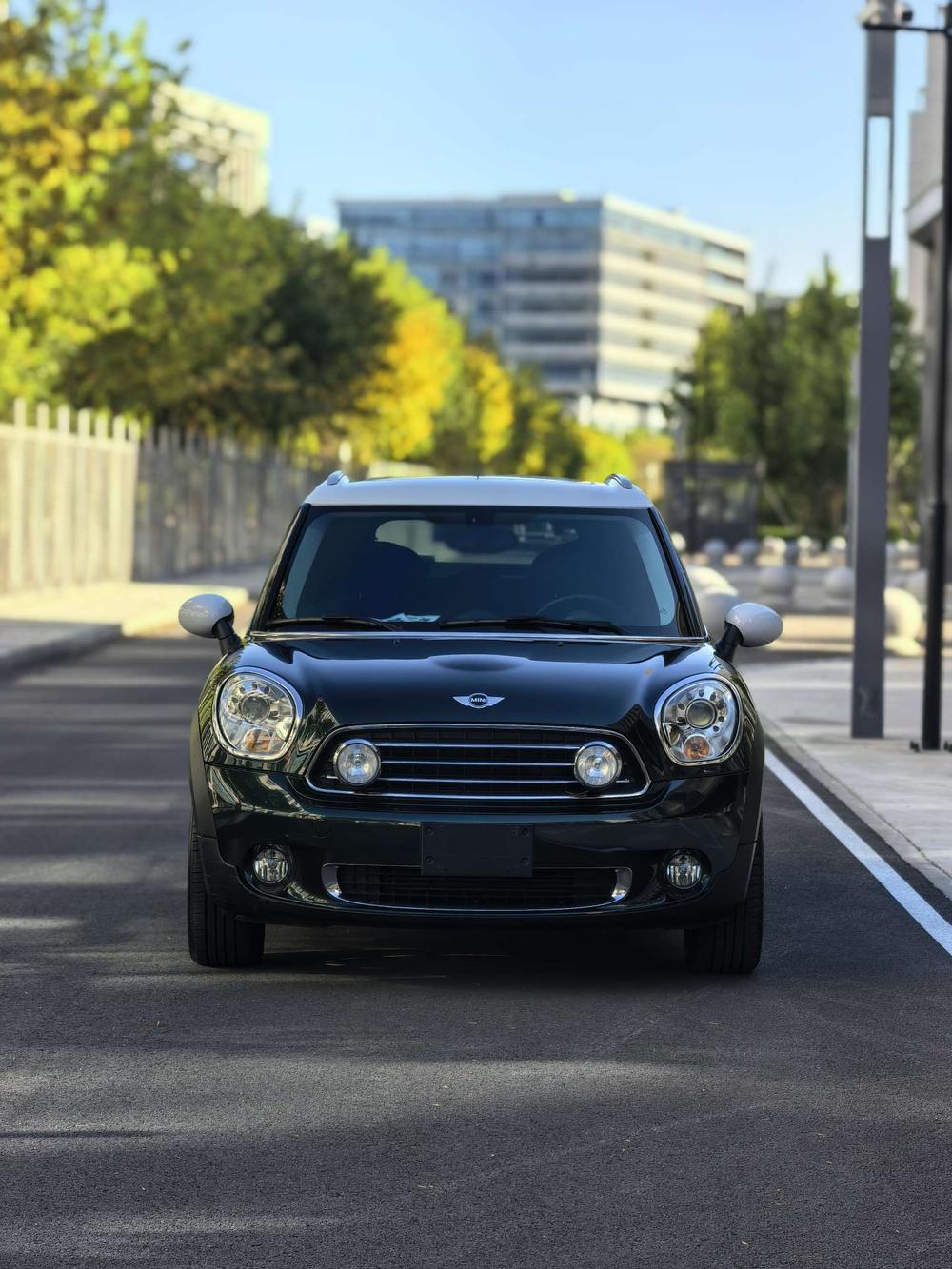 MINI MINI COUNTRYMAN