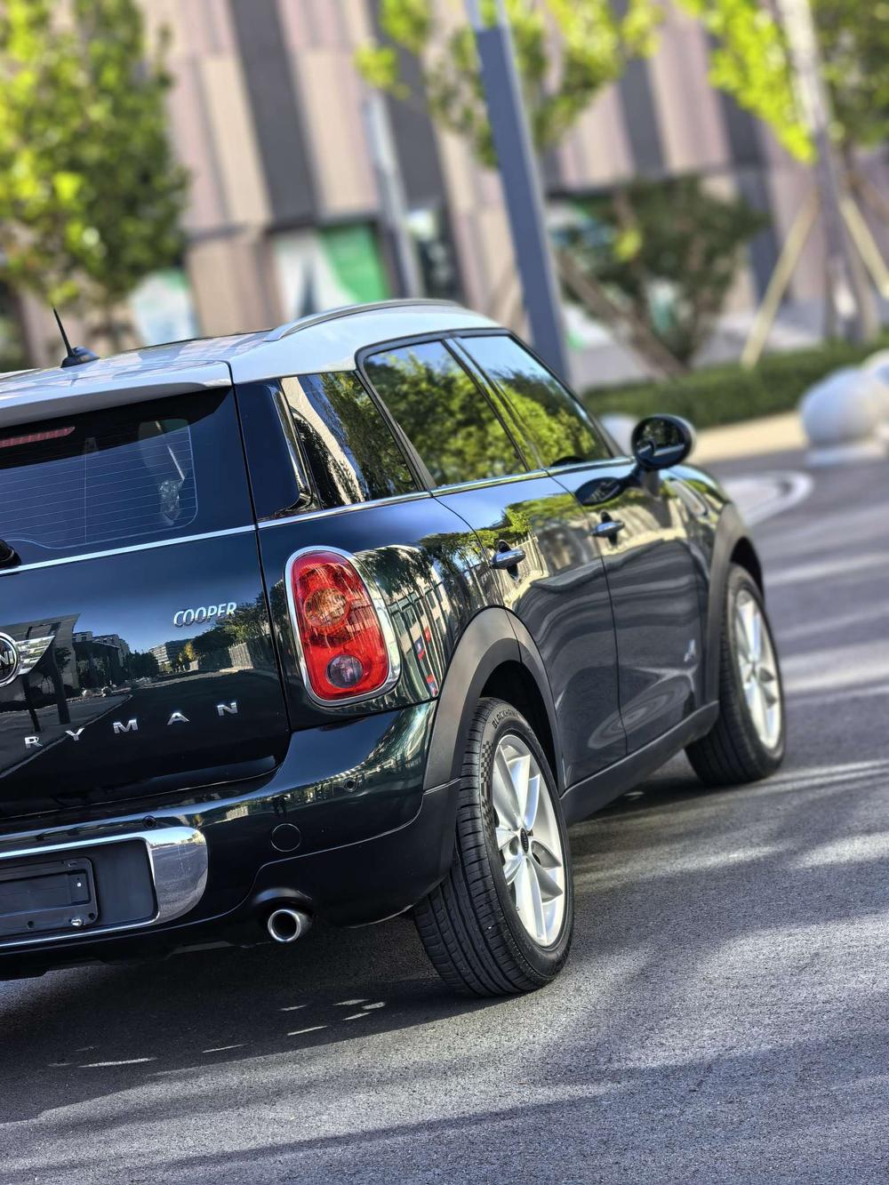 MINI MINI COUNTRYMAN