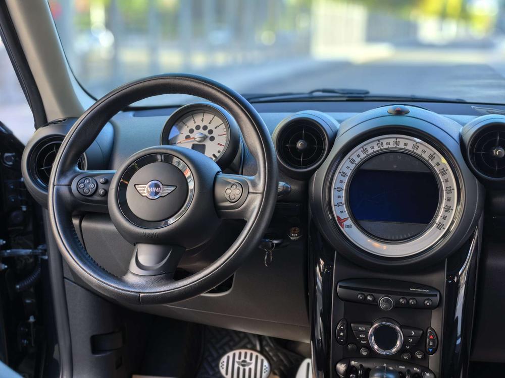 MINI MINI COUNTRYMAN