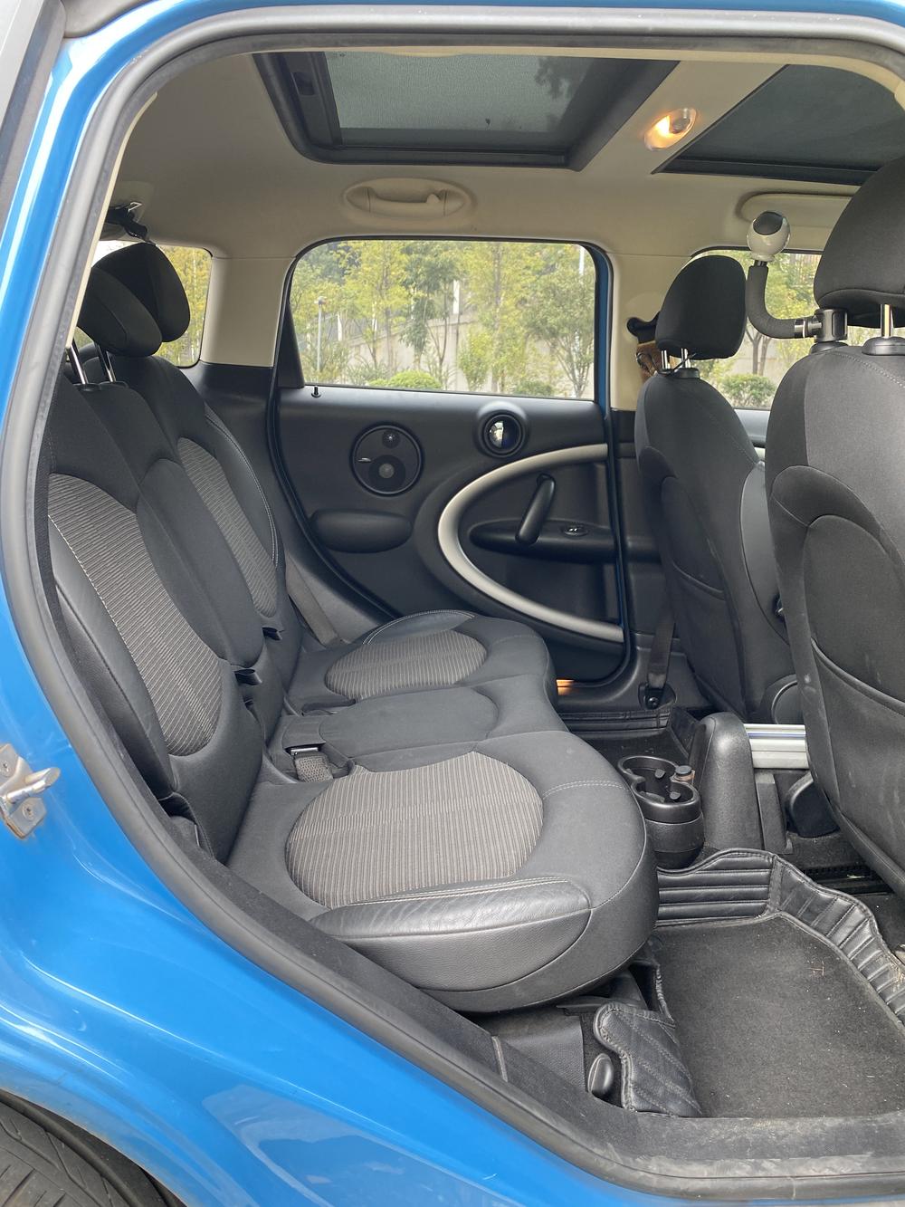 MINI MINI COUNTRYMAN