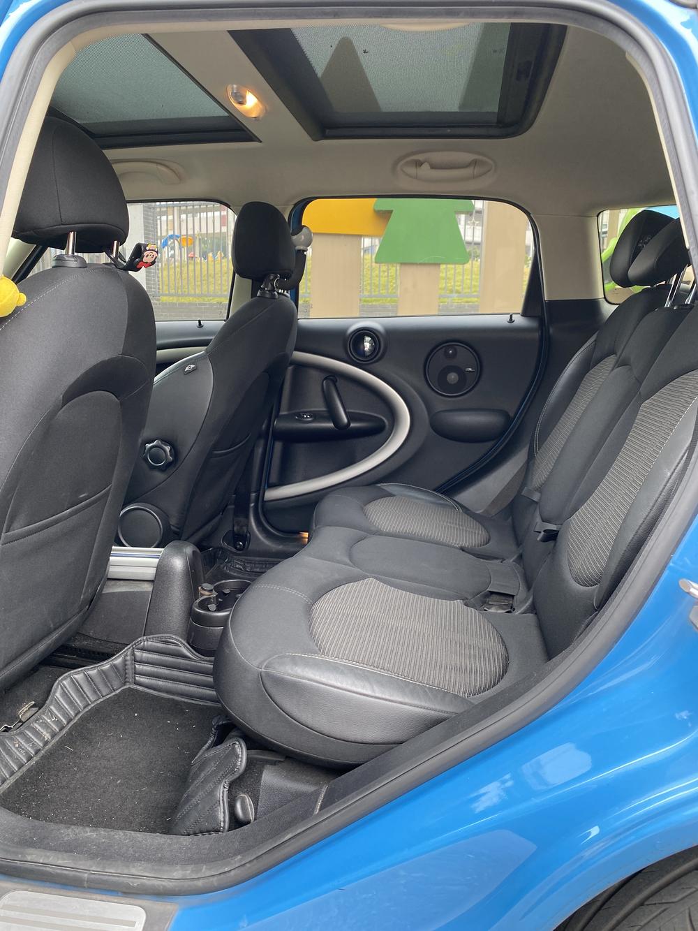 MINI MINI COUNTRYMAN