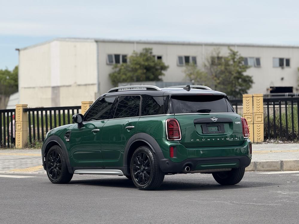 MINI MINI COUNTRYMAN