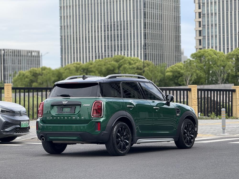 MINI MINI COUNTRYMAN