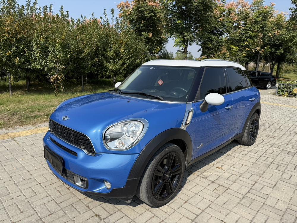 MINI MINI COUNTRYMAN