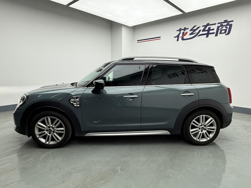 MINI MINI COUNTRYMAN